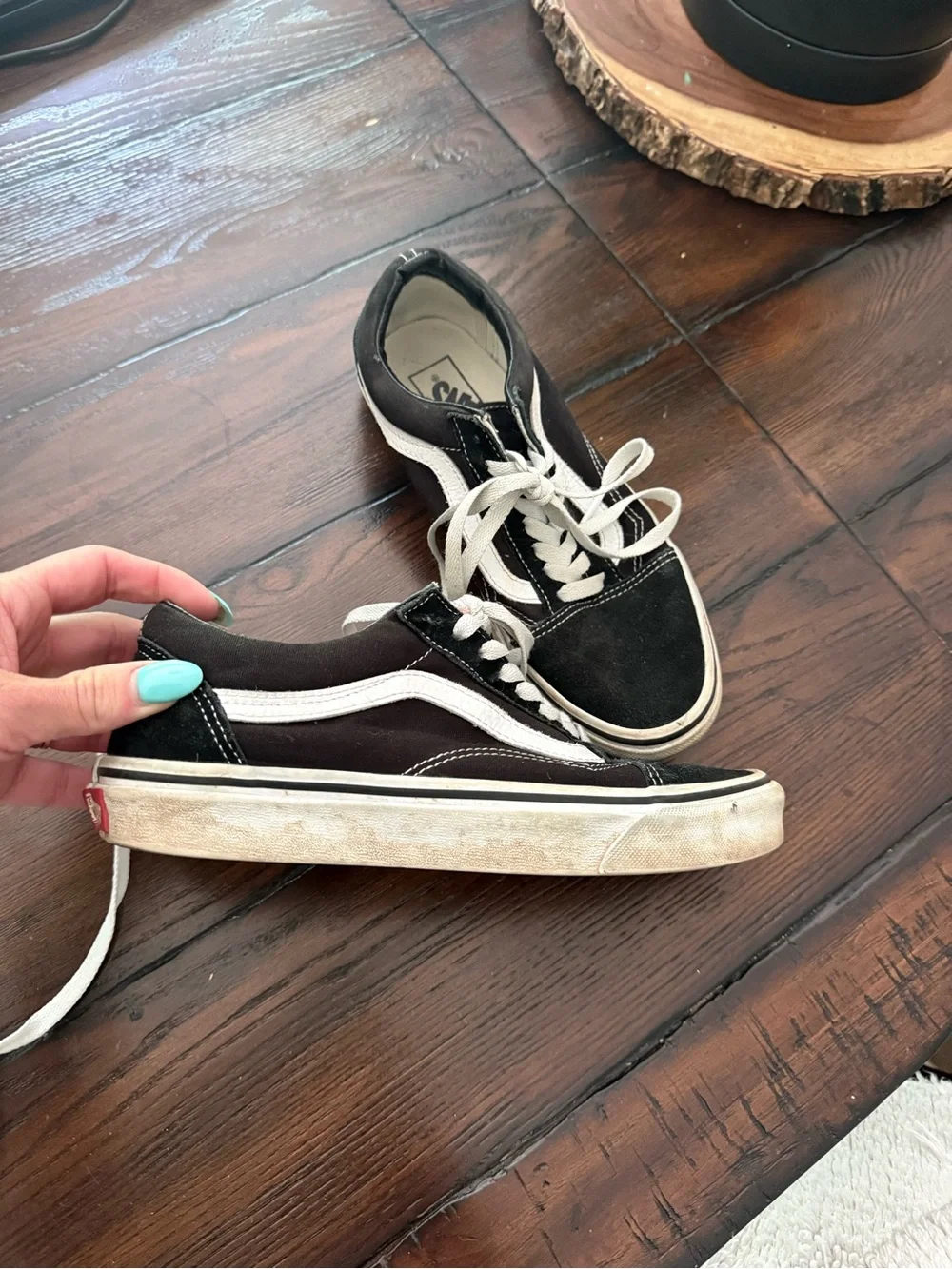 Vans Old Skool Black Low-Top Sneakers